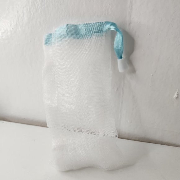 Natural Handmade Scented Goat's Milk Moisturizing Soap 4oz | Brand New - Picture 3 of 6